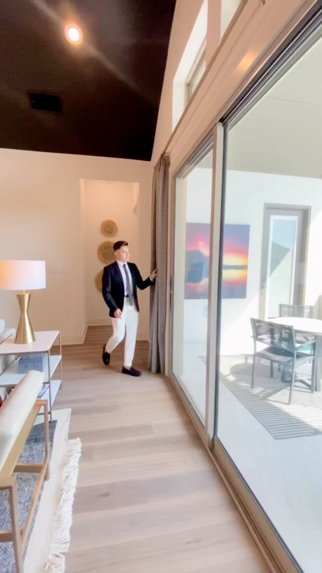 Post 10 by 𝑶𝒎𝒂𝒓 𝑱. 𝑳𝒐𝒑𝒆𝒛 on Instagram (video)