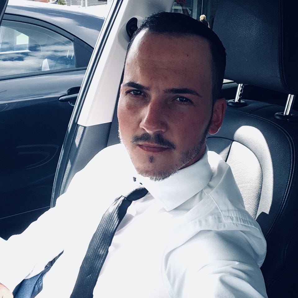 Post 9 by Simon on Instagram (image)