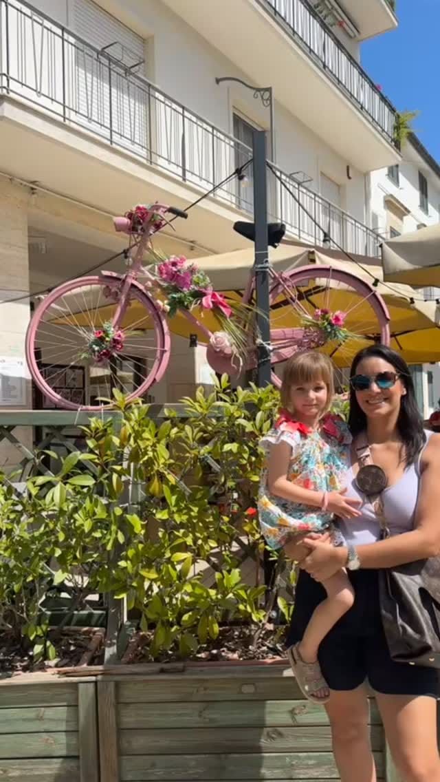 Post 5 by Elisa Espinosa Gómez on Instagram (video)