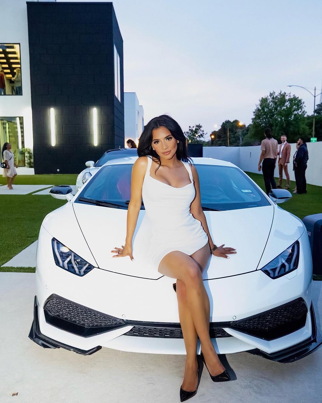 Post 10 by Vanessa Sierra, MBA | Texas Realtor on Instagram (image)