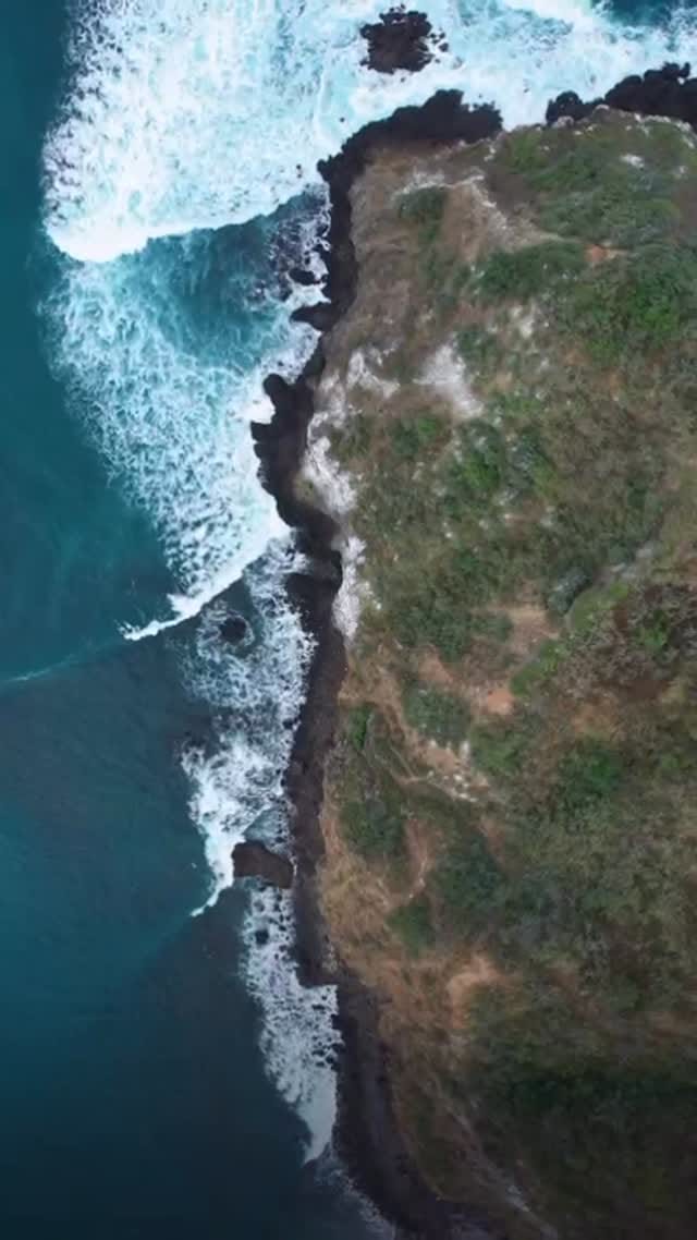 Post 10 by Dayra Reyes on Instagram (video)