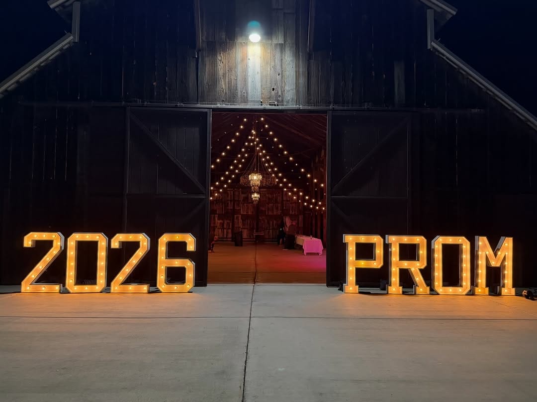Post 3 by Light Up The walls on Instagram (image)