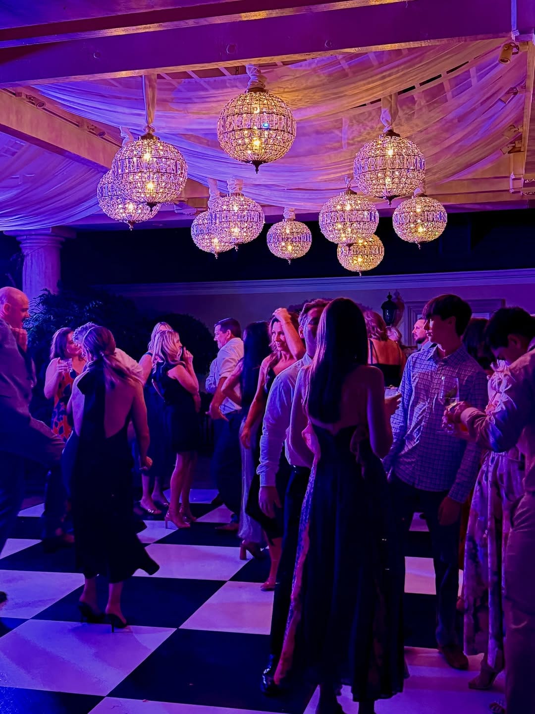 Post 4 by Light Up The walls on Instagram (carousel)