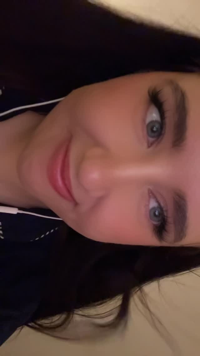 Post 1 by Victoria Green on Instagram (video)