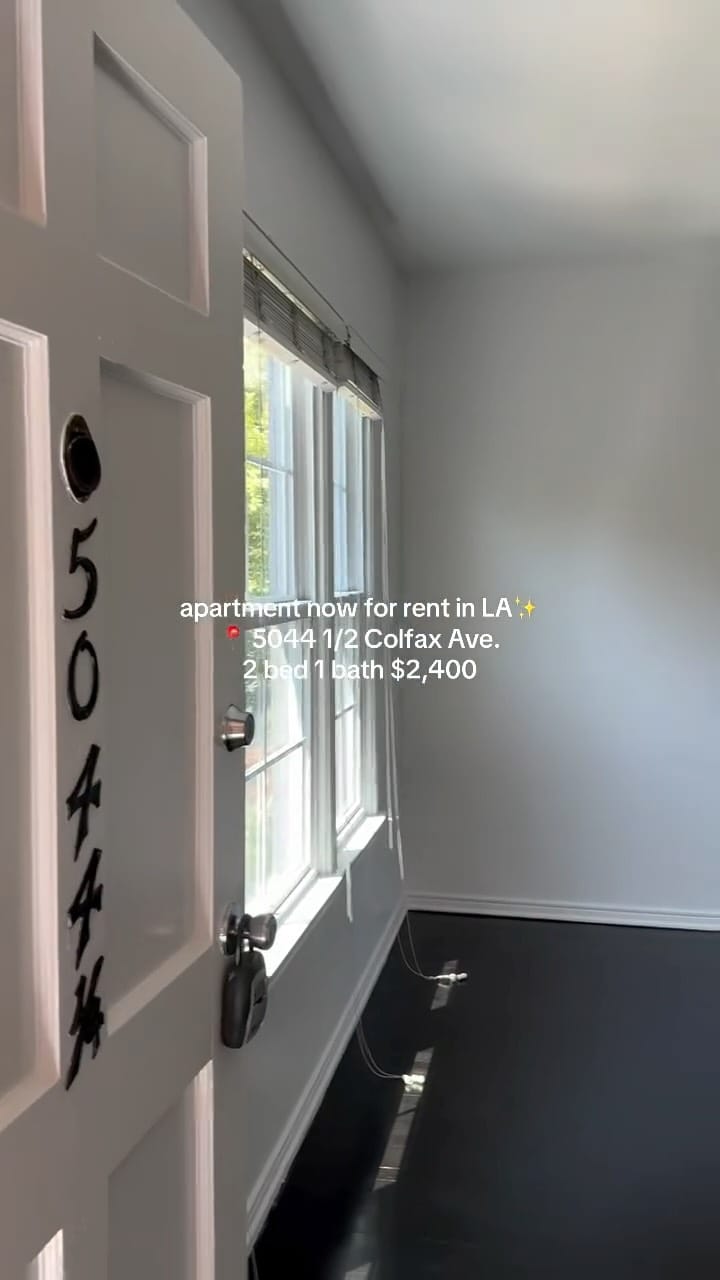 Post 10 by Hollywood Hills Apartments on Instagram (video)