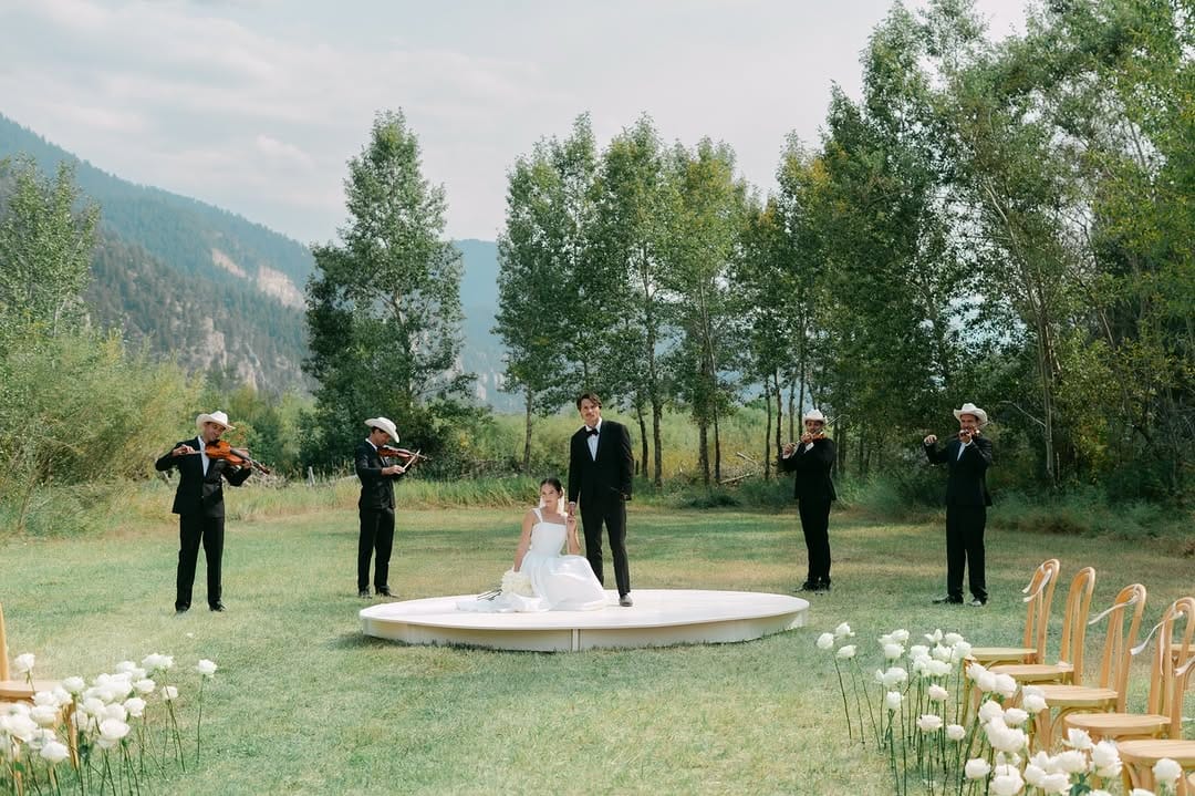 Post 2 by Bonaparte | Wedding Destination Venues on Instagram (carousel)