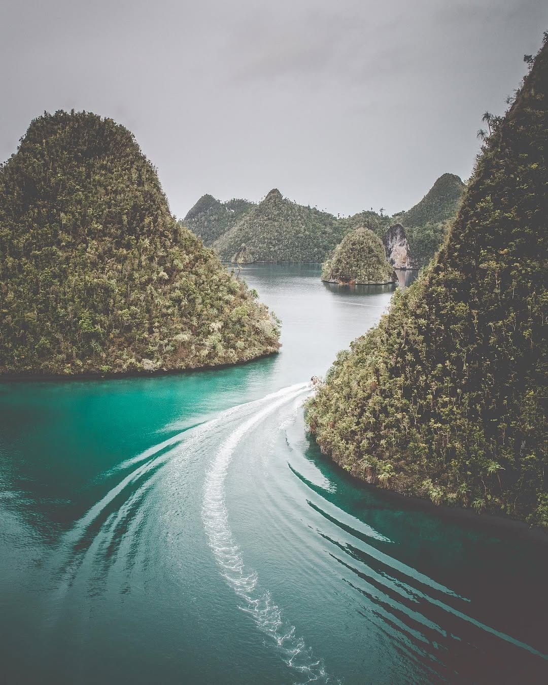 Post 6 by ＳＫY ＦＬO Ｗ on Instagram (image)
