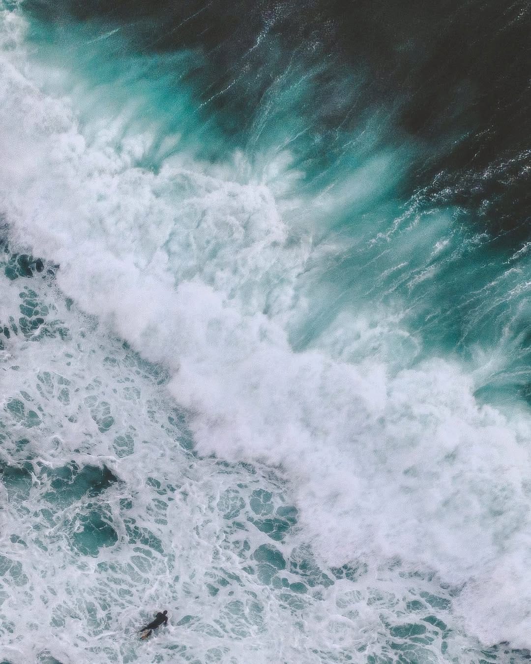 Post 4 by ＳＫY ＦＬO Ｗ on Instagram (image)