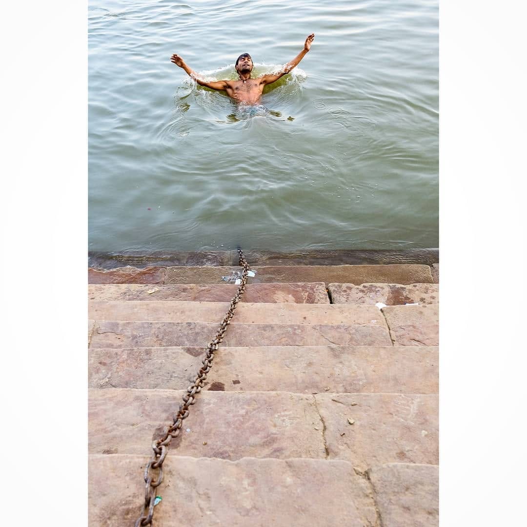 Post 7 by Christian Clowes on Instagram (image)