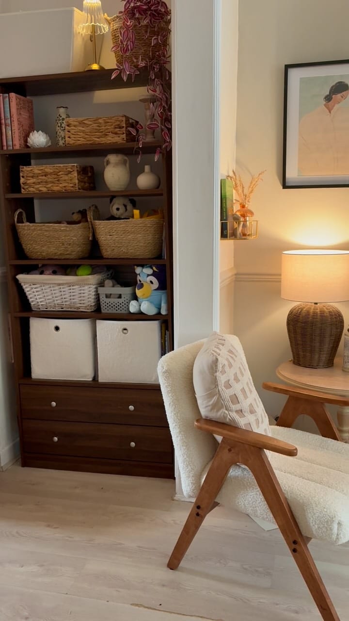 Post 1 by At Home With L on Instagram (video)