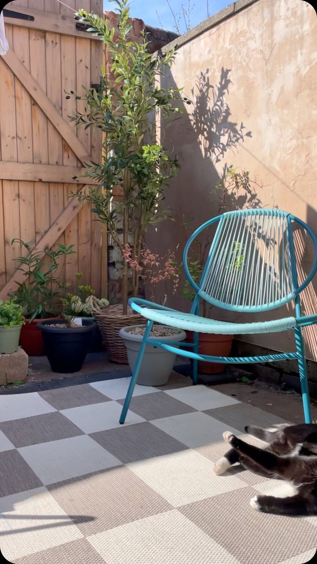 Post 8 by At Home With L on Instagram (video)