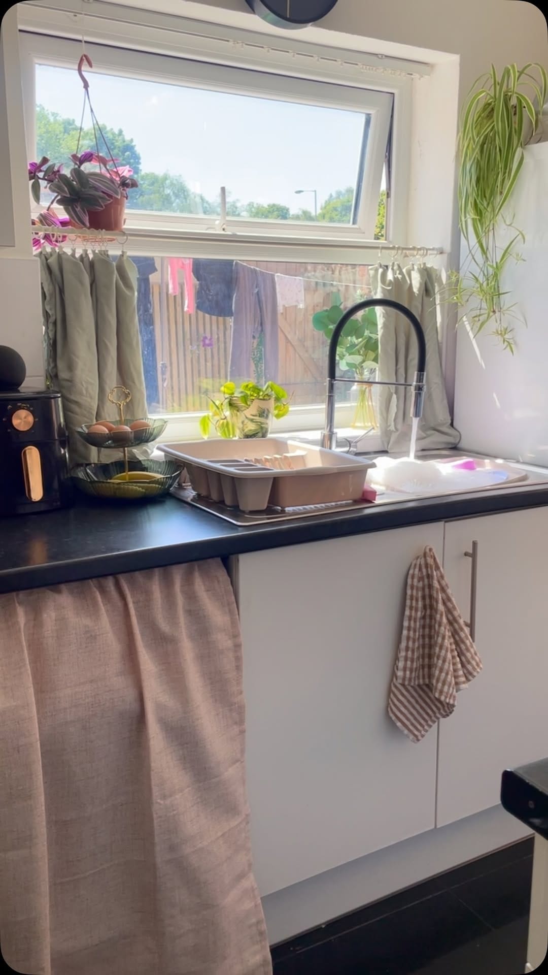 Post 3 by At Home With L on Instagram (video)
