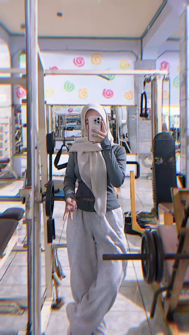 Post 6 by Nur Asyifa on Instagram (video)