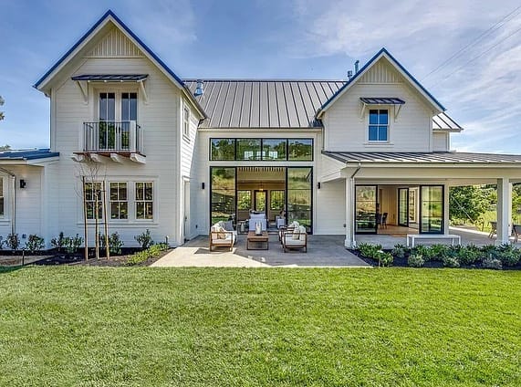 Post 4 by Diamond Real Estate Group on Instagram (carousel)