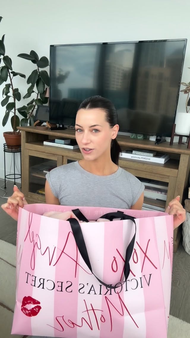 Post 4 by Angela Louise Kraska on Instagram (video)