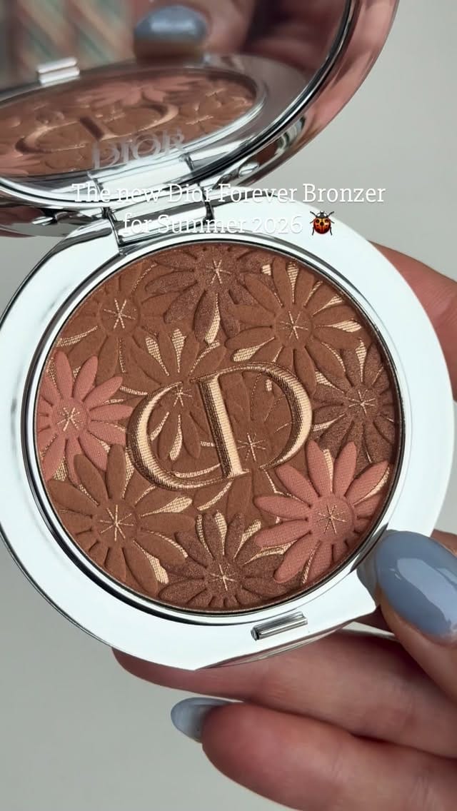 Post 9 by Angela Louise Kraska on Instagram (video)