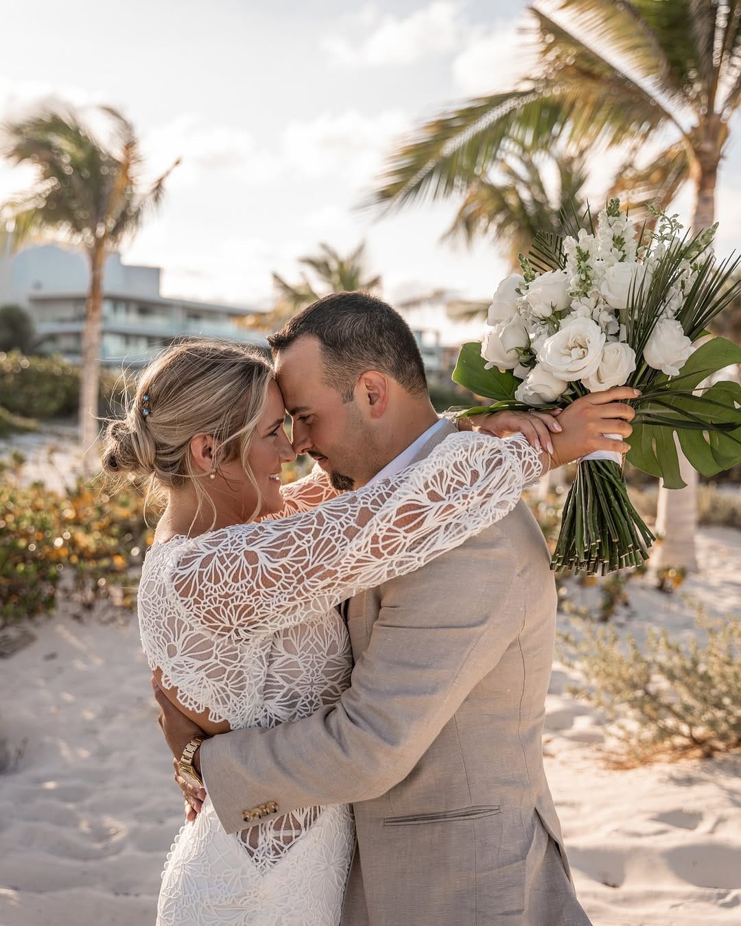 Post 6 by Victoria Liskov, photographer in Cancún and Tulum on Instagram (carousel)