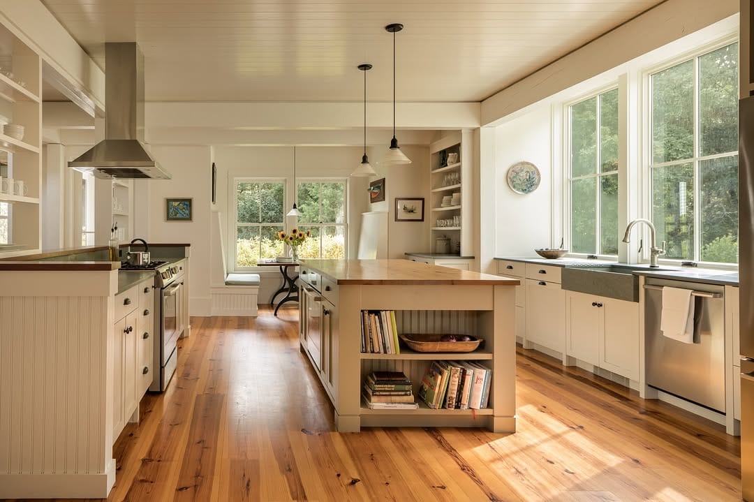 Post 9 by Brookes + Hill Custom Builders on Instagram (image)