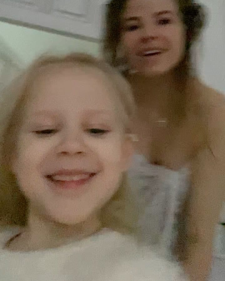 Post 1 by Sestrenkishow on Instagram (video)