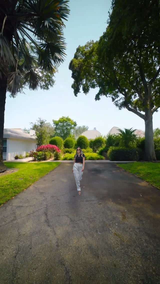 Post 1 by Esti Cohen-Huebner on Instagram (video)