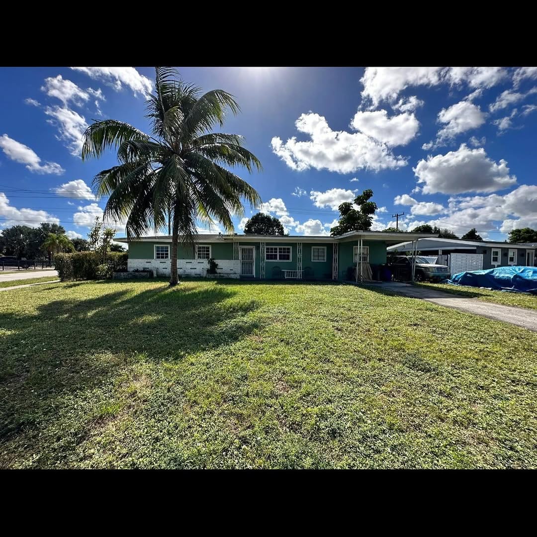 Post 9 by The King’s Estates Properties on Instagram (carousel)