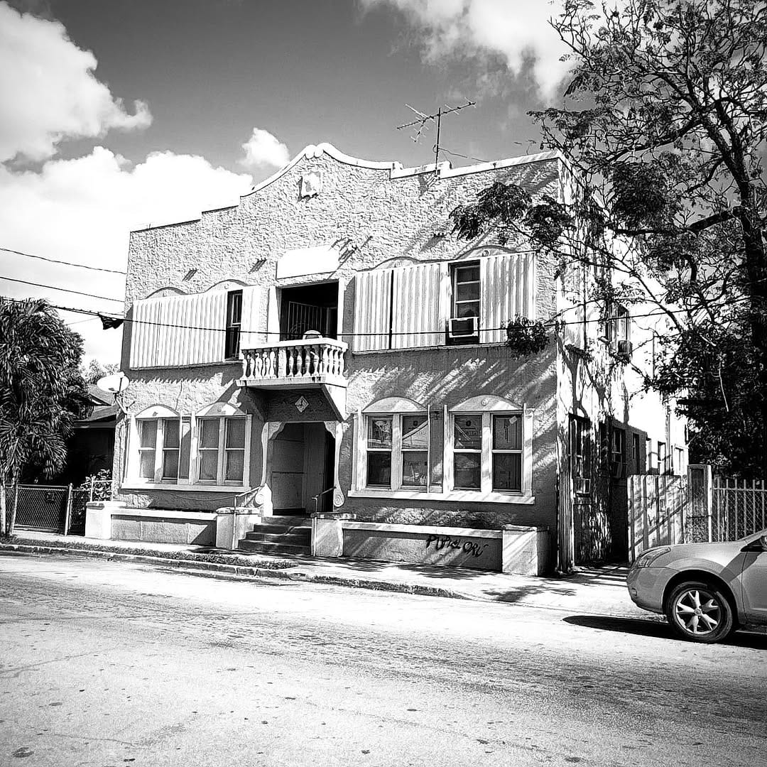 Post 3 by The King’s Estates Properties on Instagram (image)