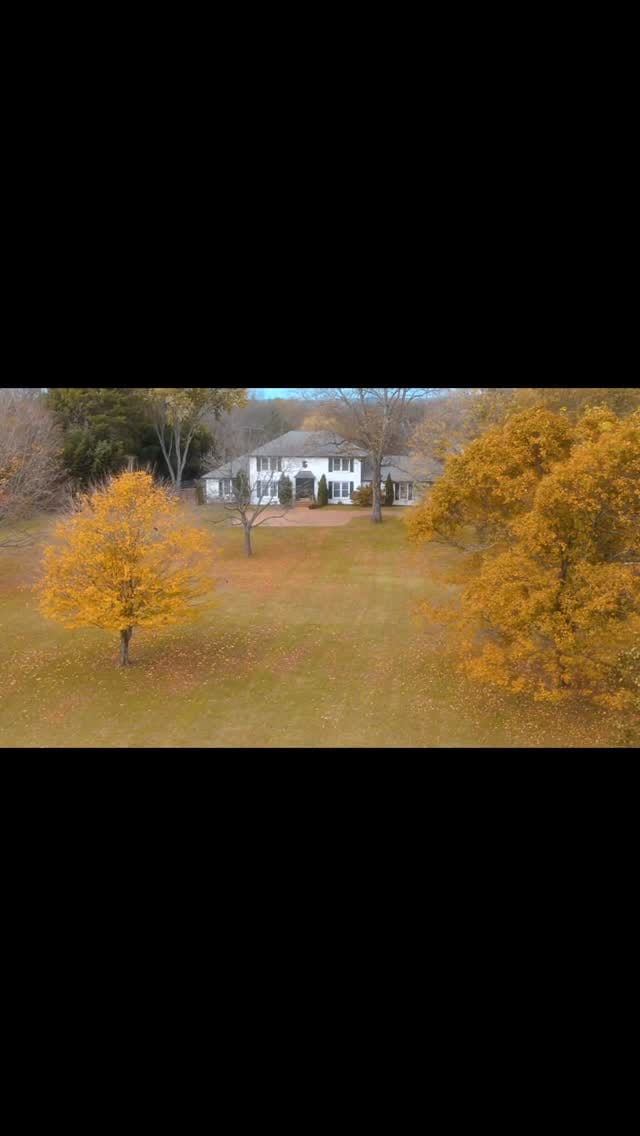 Post 4 by LISA LANDYN | TN Realtor on Instagram (video)