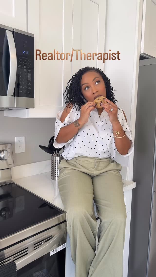 Post 10 by 𝓢𝓾𝓷𝓷𝔂 𝓥𝓮𝓪𝓵 | New Orleans Realtor ®️ on Instagram (video)