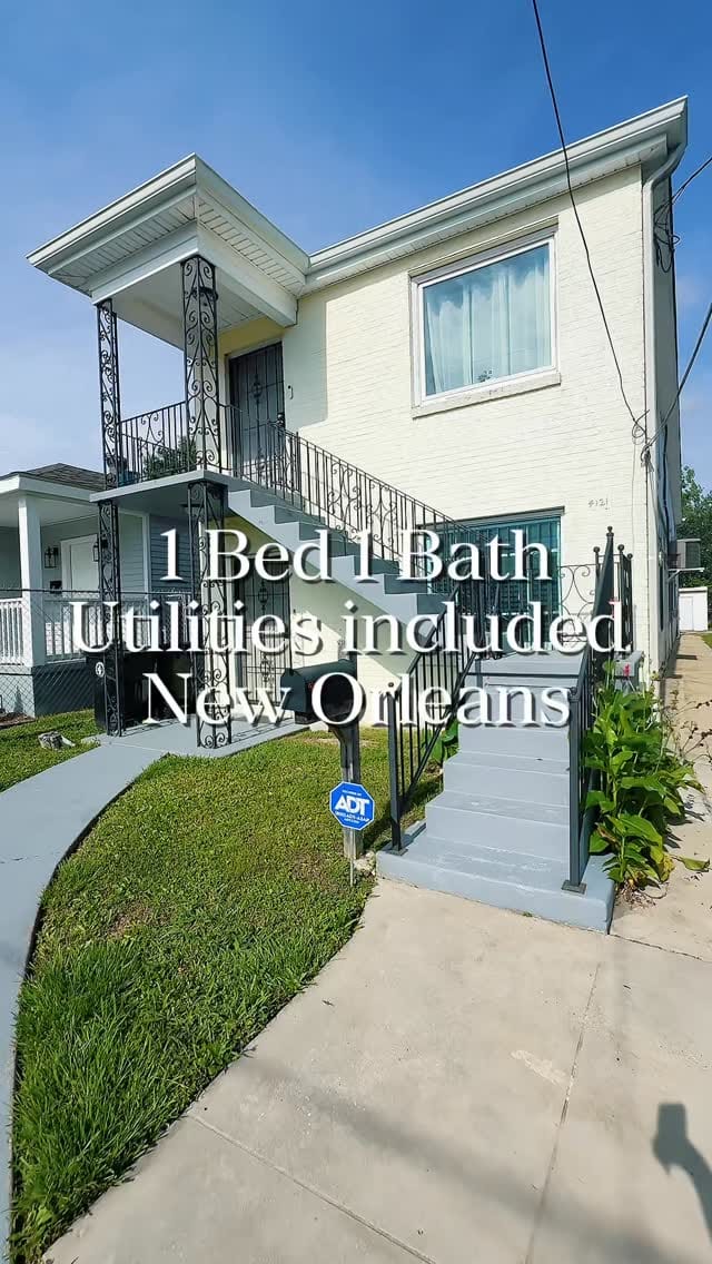 Post 4 by 𝓢𝓾𝓷𝓷𝔂 𝓥𝓮𝓪𝓵 | New Orleans Realtor ®️ on Instagram (video)