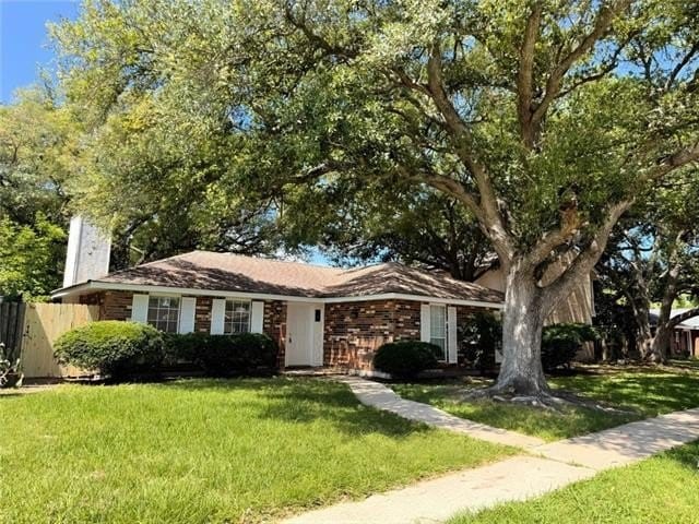 Post 7 by 𝓢𝓾𝓷𝓷𝔂 𝓥𝓮𝓪𝓵 | New Orleans Realtor ®️ on Instagram (video)