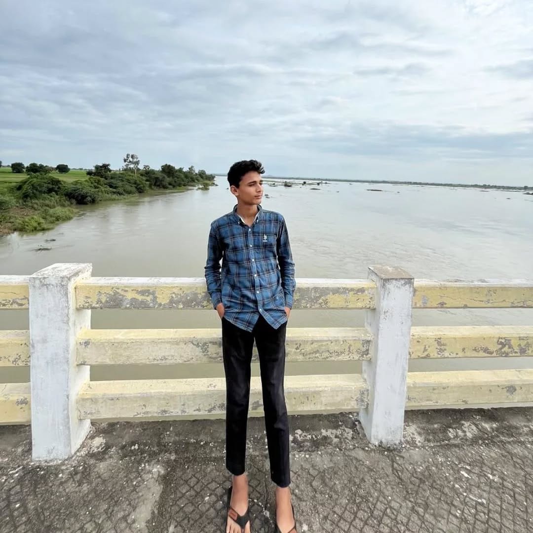 Post 1 by Sk Yakub on Instagram (carousel)