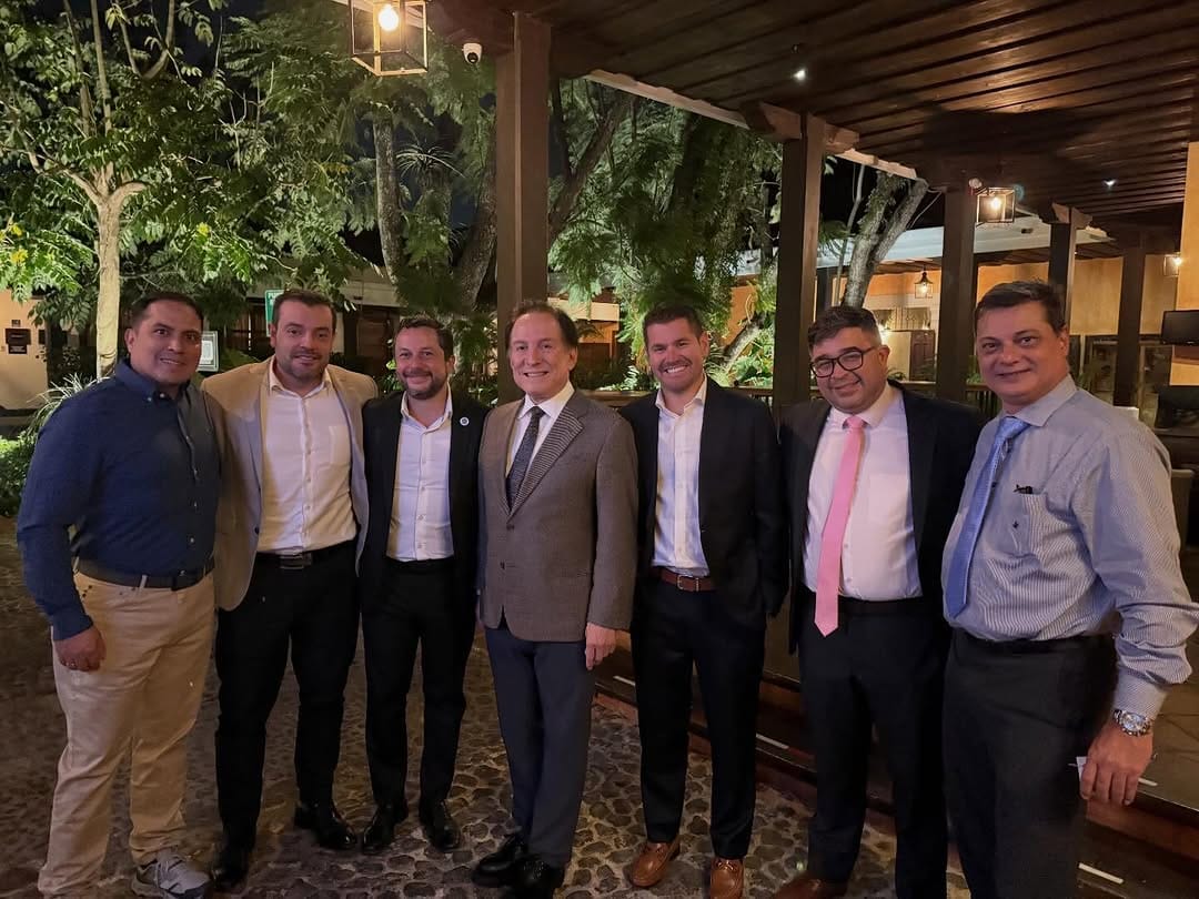 Post 7 by Dr. Paolo Verona OMFS on Instagram (carousel)
