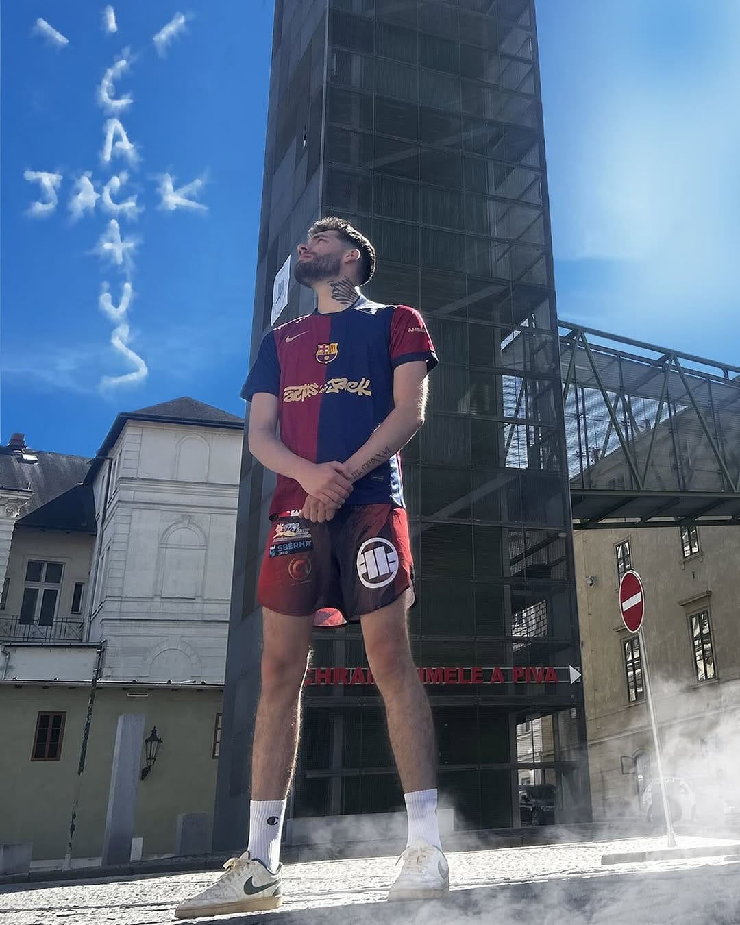 Post 3 by Pavel Monty Astaloš on Instagram (image)