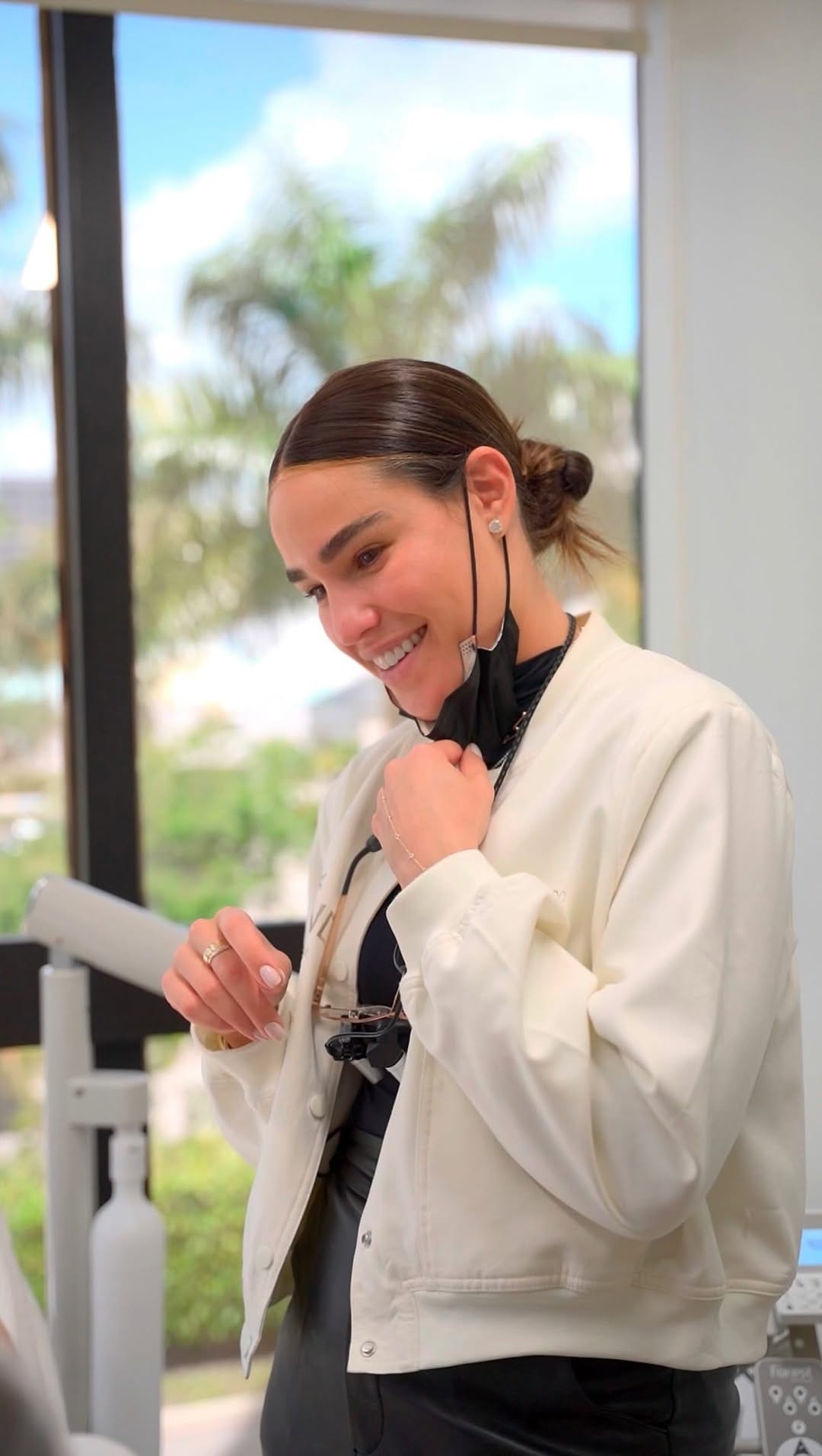 Post 3 by Sharon Stambouli Sheero DMD on Instagram (video)