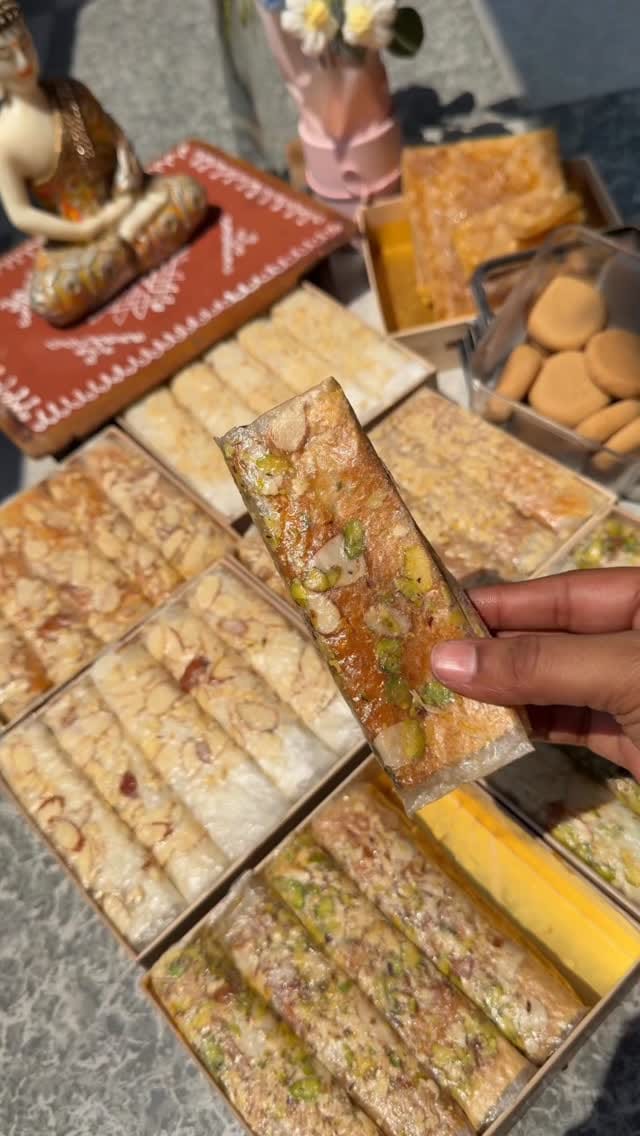 Post 2 by Mittai Shop(Atreyapuram Pootharekulu) on Instagram (video)