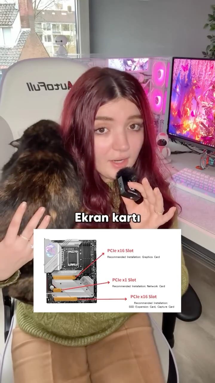 Post 4 by Esra on Instagram (video)
