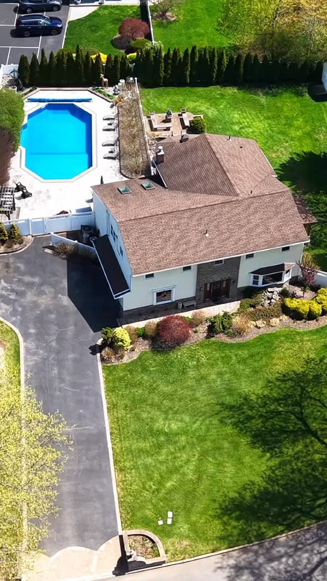 Post 6 by Mike Foley - Real Estate on Instagram (video)