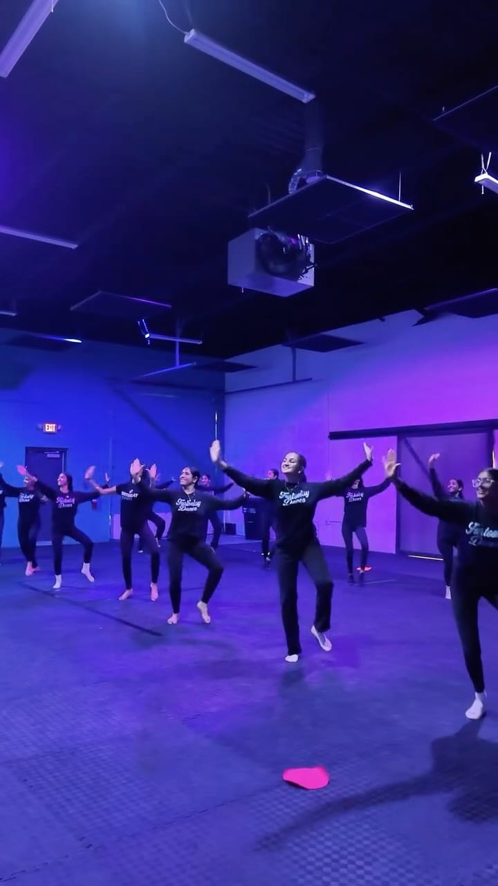 Post 1 by Furteelay Dance on Instagram (video)