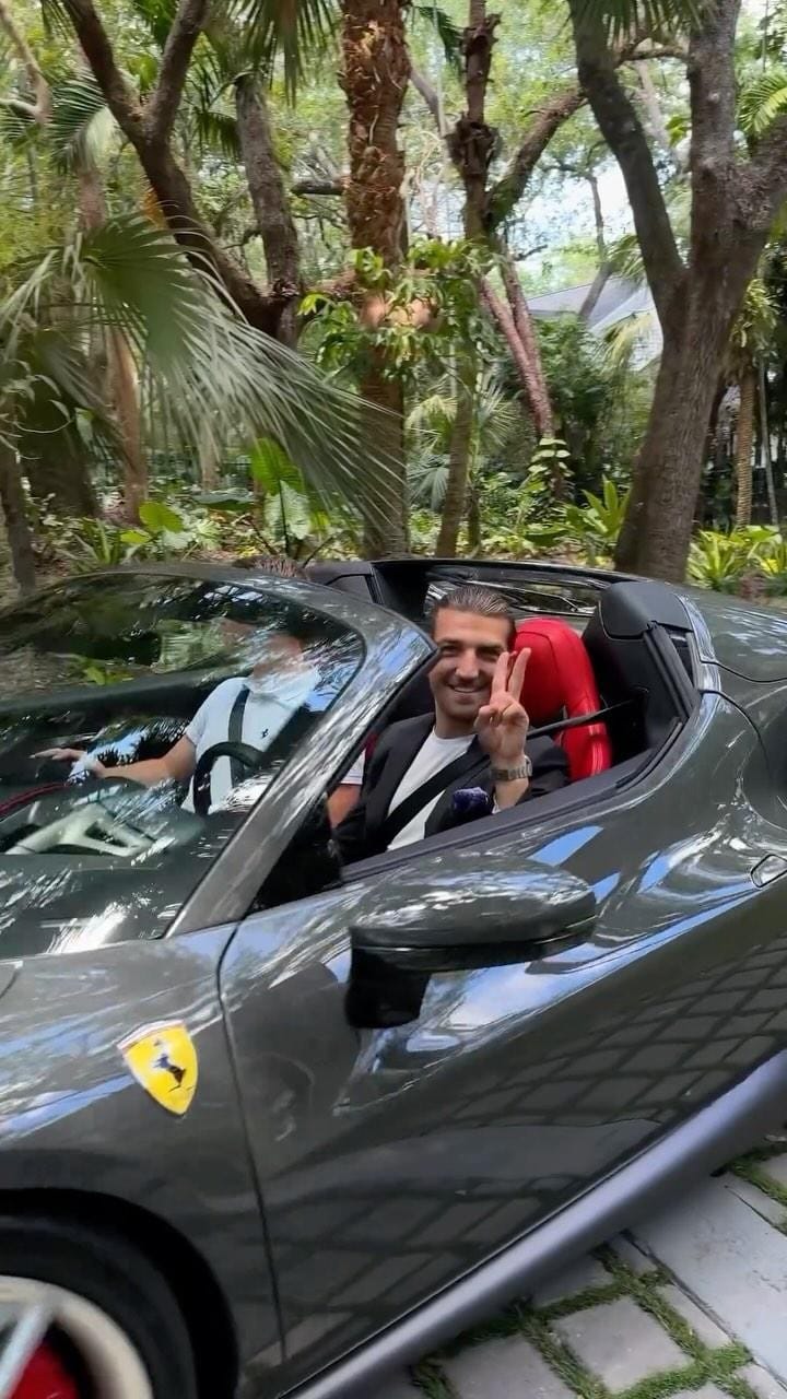 Post 9 by 𝙺𝙰𝙳𝙸𝚁 𝚂𝙴𝚂𝙻𝙸 on Instagram (video)
