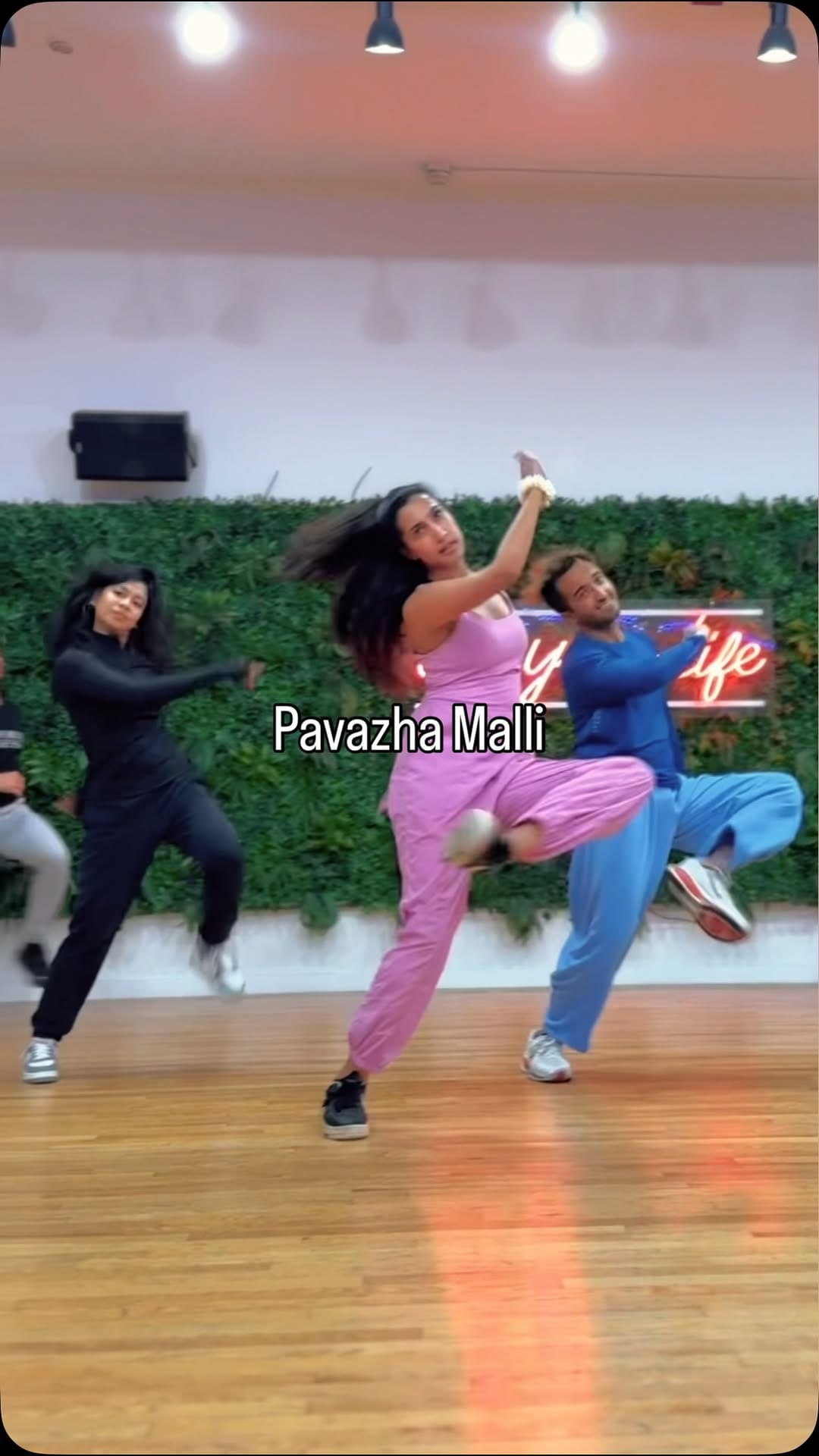 Post 5 by Malvika Raj Dance on Instagram (video)