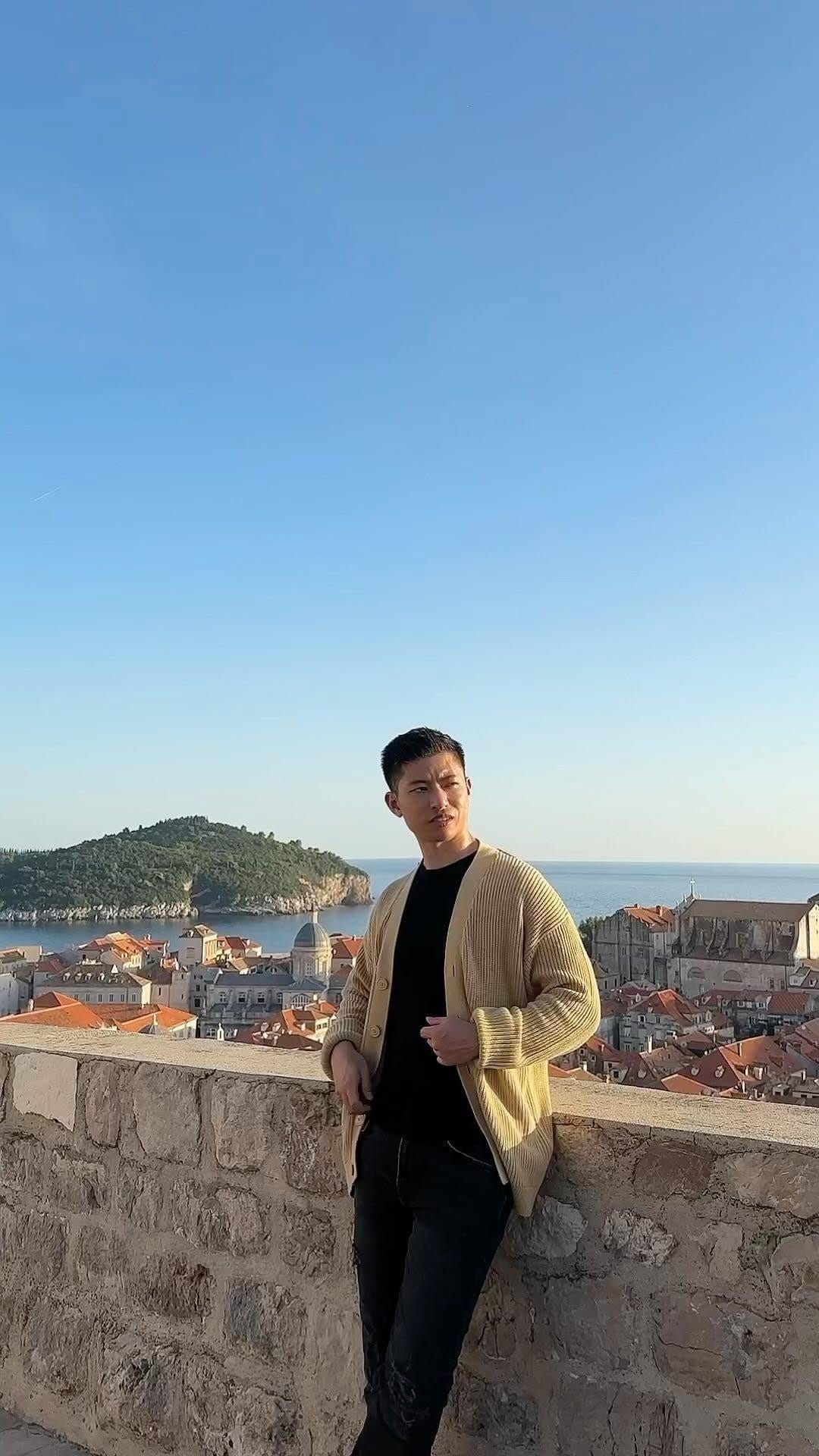 Post 6 by Eric on Instagram (video)