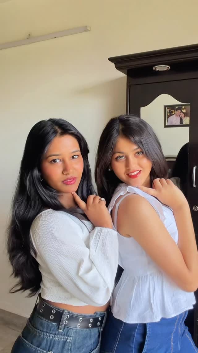 Post 1 by komal bisht❤️ on Instagram (video)