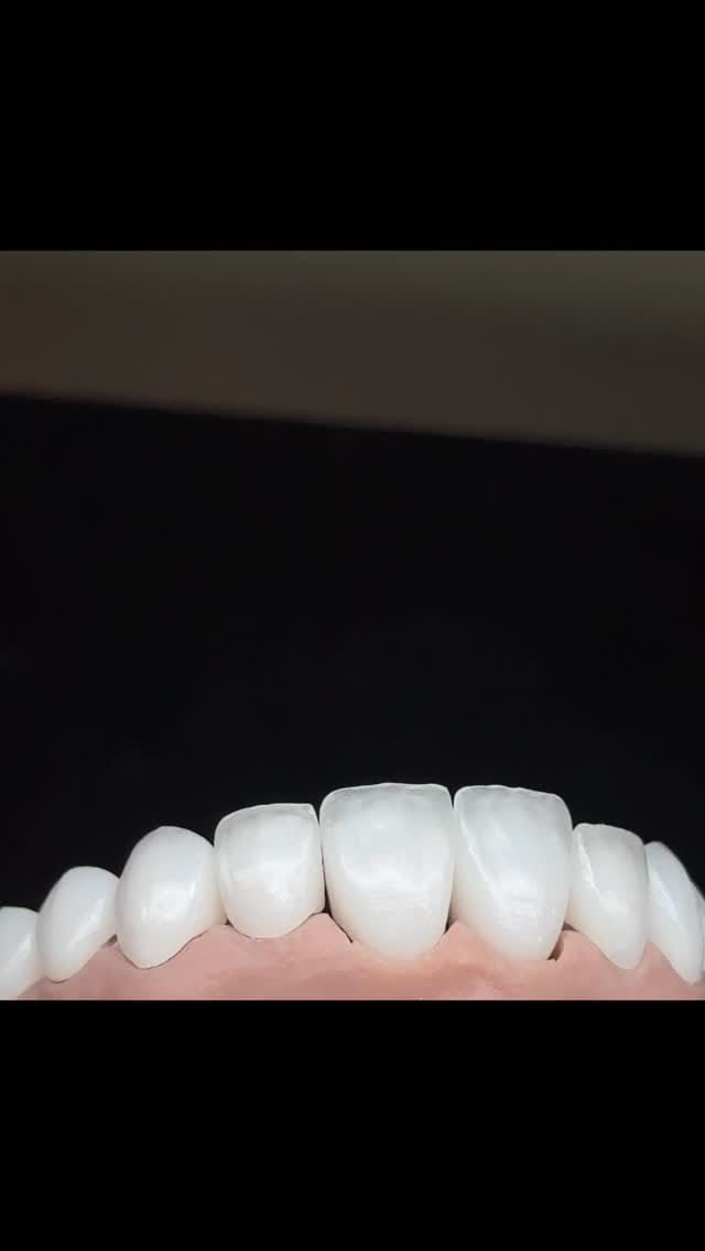 Post 3 by 𝑫𝑹.𝑨𝑵𝑻𝑰𝑨 on Instagram (video)