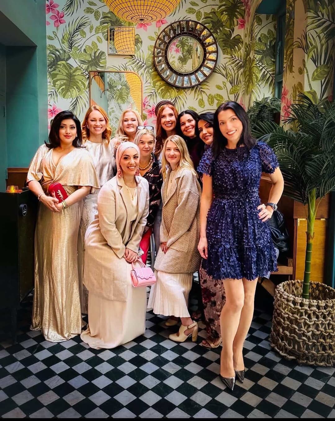 Post 3 by Dr Mina Levi on Instagram (carousel)