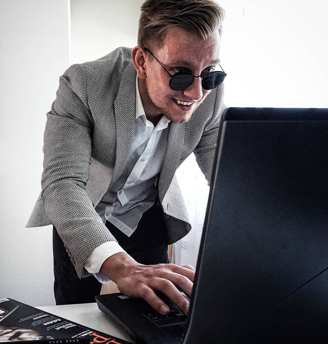Post 7 by Andi Kla 👨🏼‍💻 on Instagram (image)