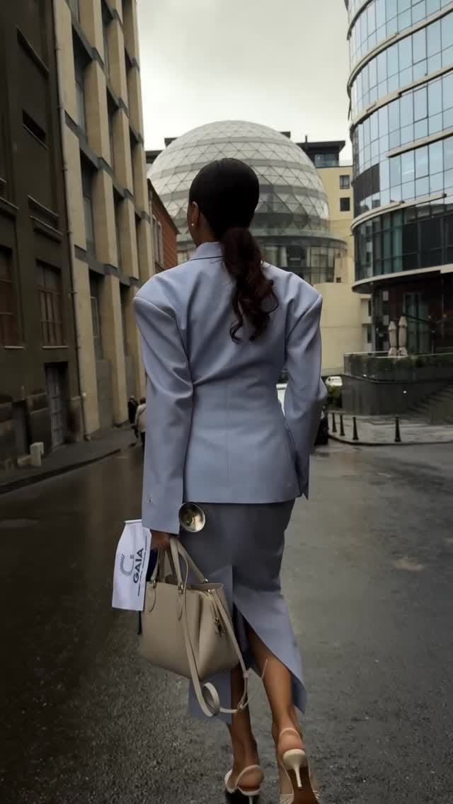 Post 10 by 𝐌𝐃.𝐋𝐨𝐥𝐮𝐚 𝐓𝐚𝐤𝐨 on Instagram (video)