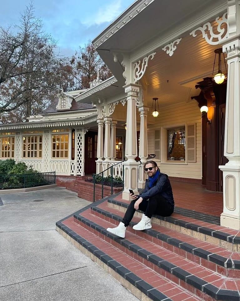 Post 6 by iRaphahell on Instagram (carousel)