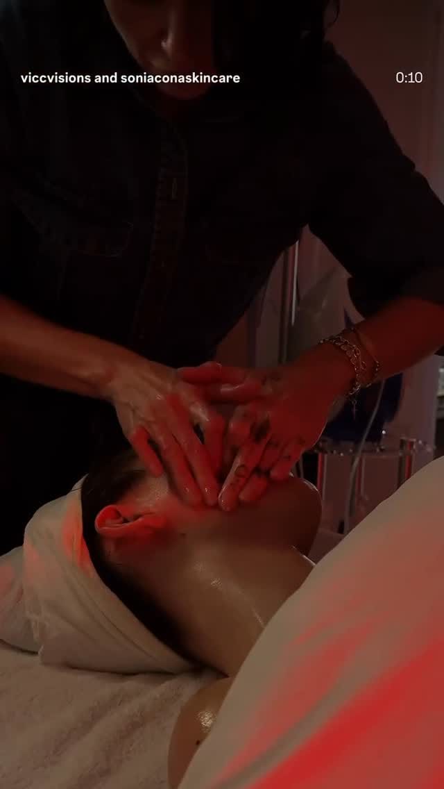 Post 9 by Sonia Cona | Acne Specialist Brampton on Instagram (video)
