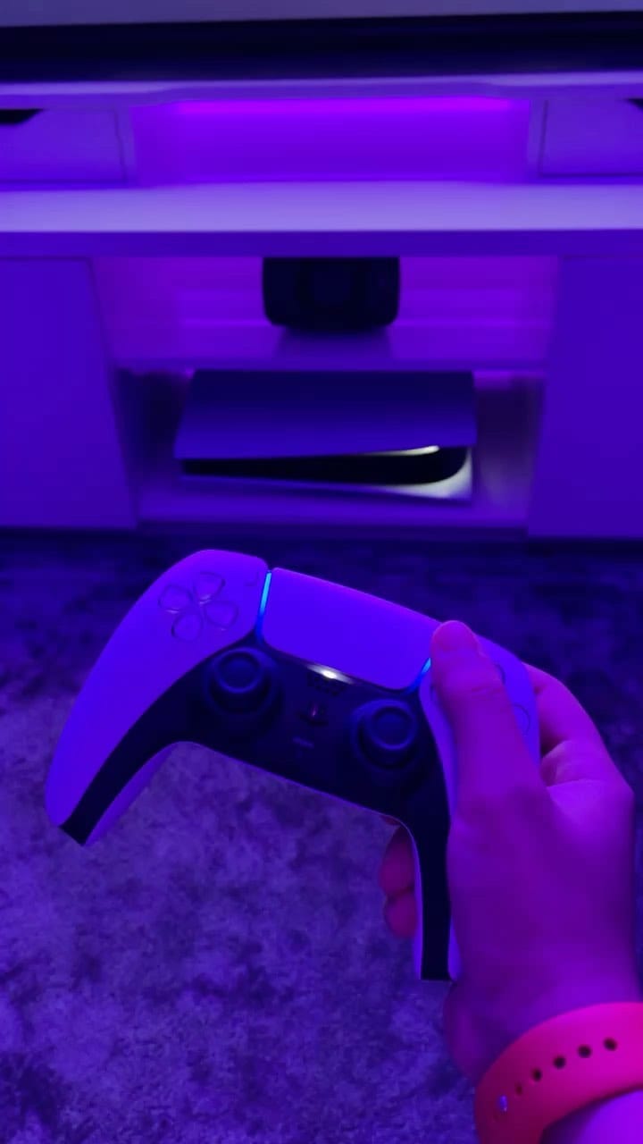 Post 5 by صخر on Instagram (video)