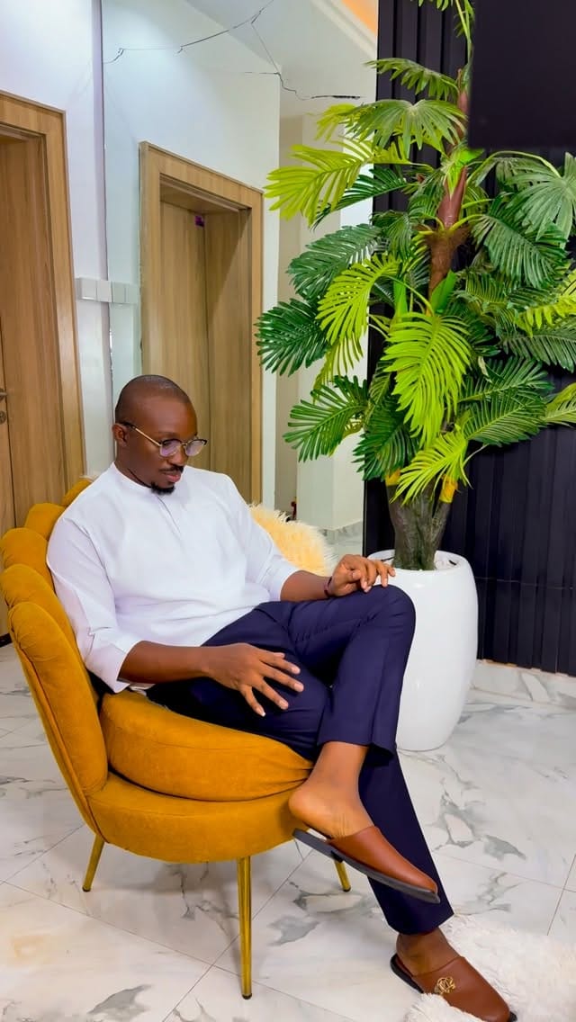 Post 1 by Oparaononaku Ikenna on Instagram (video)